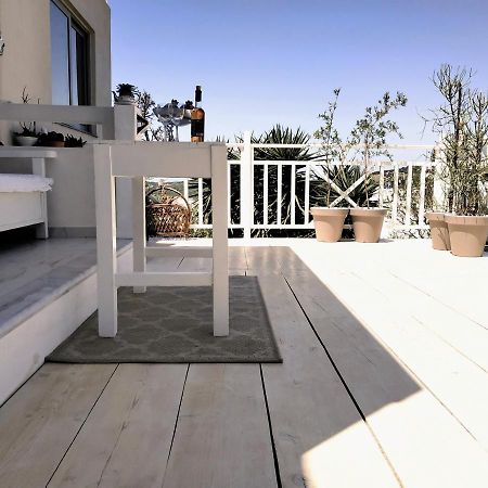 Suite Of Light Rooms Perama  Bagian luar foto